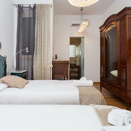 1229 - Awesome City Center Apartment With Terrace Barcelona Bagian luar foto